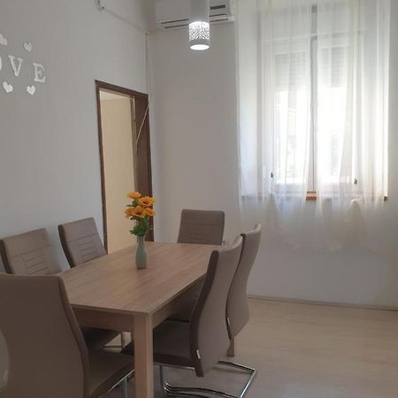 Apartment Ivano ซาดาร์ ภายนอก รูปภาพ