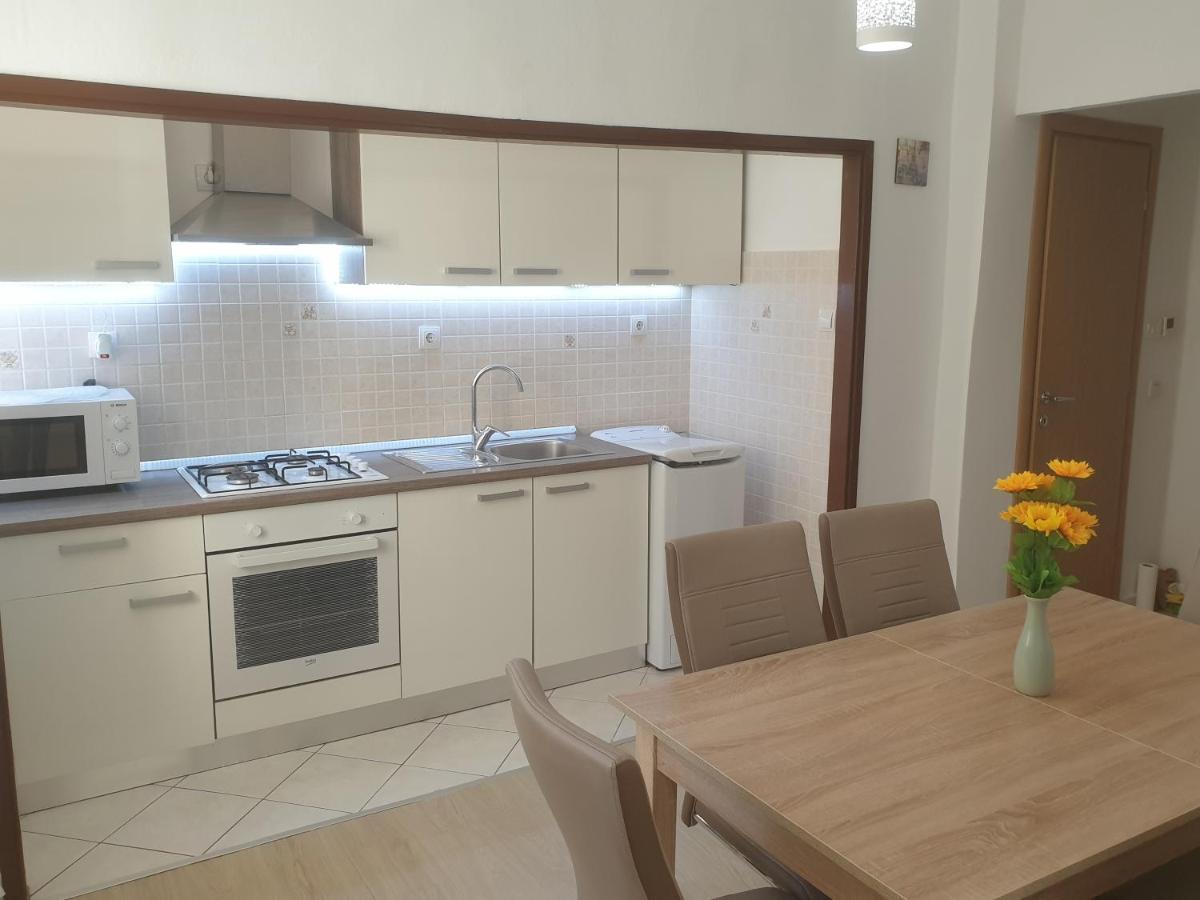 Apartment Ivano ซาดาร์ ภายนอก รูปภาพ